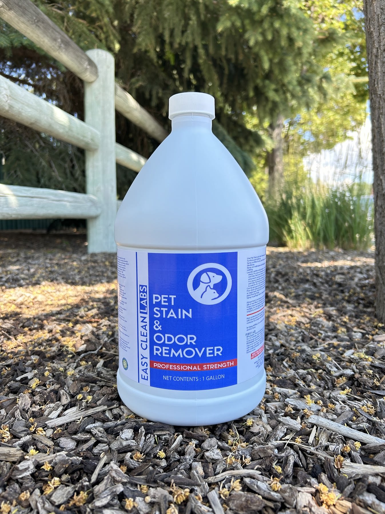Easy Clean Labs Pet Stain & Odor Remover – Enzyme Cleaner for Carpets & Floors