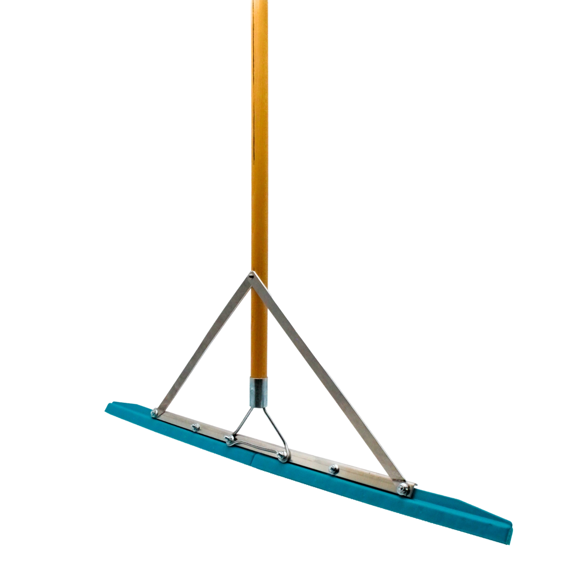 grandi groom rake angled from left side with full view of handle and rake head