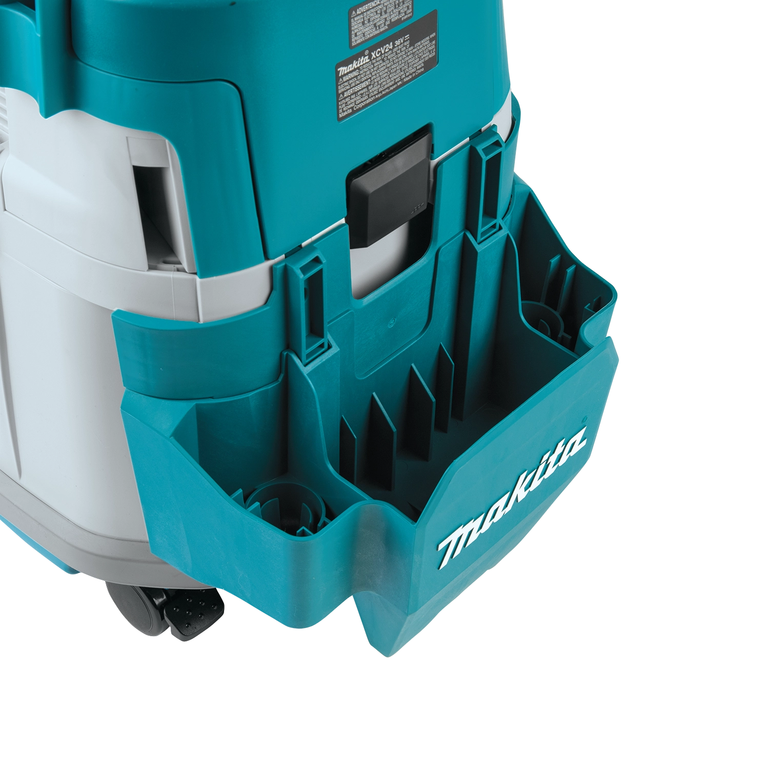 battery port of makita xcv24zx vacuum showing dual 18v connection chamber
