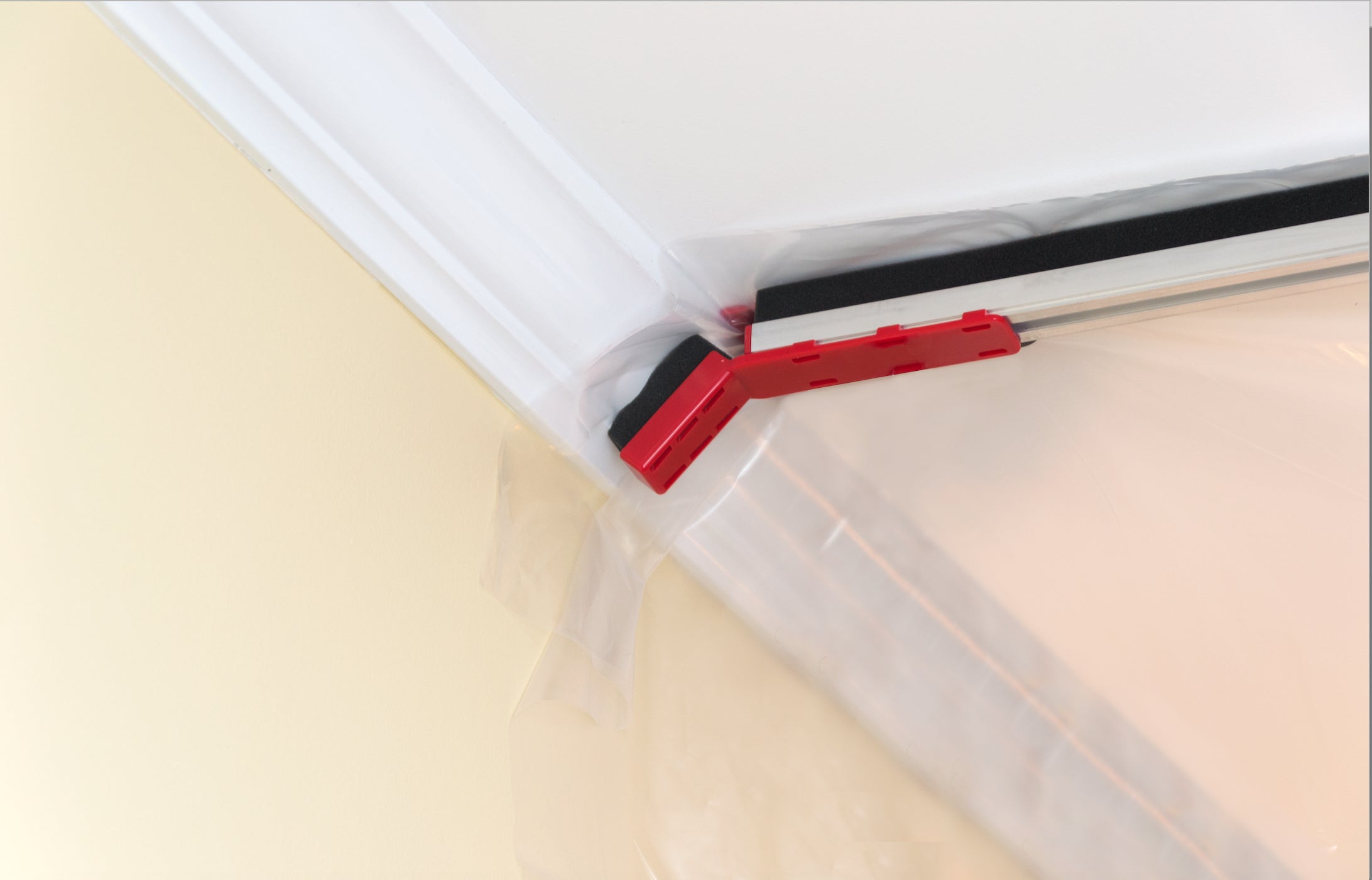 ZipWall Span Kit - Seal a Dust Barrier in Minutes without Tape