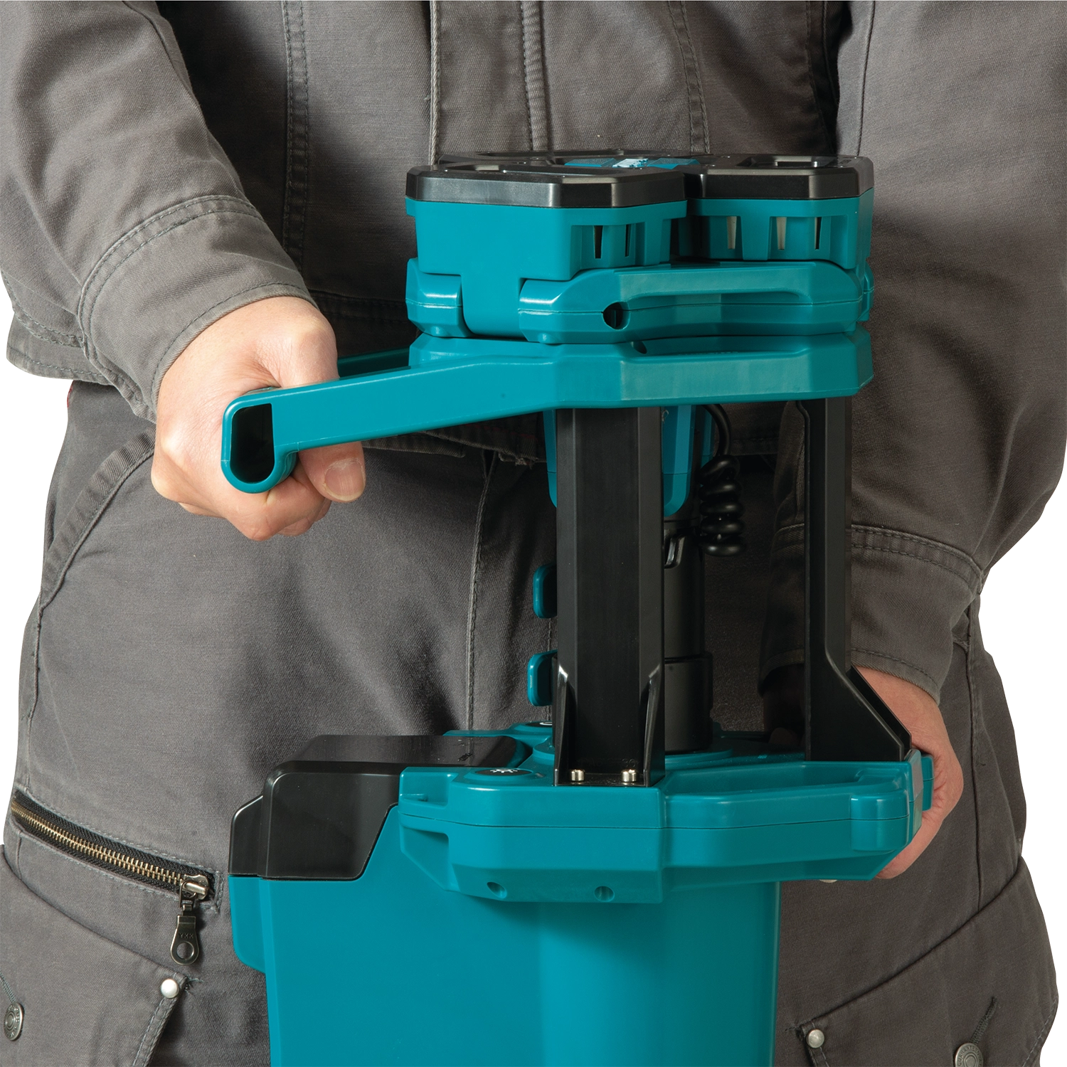 assembling the makita 18v lxt tower work light with tripod base and extended height

