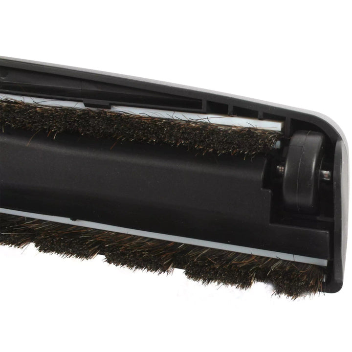 Close-up of CenTec brush bristles with castle cut pattern and horsehair fill

