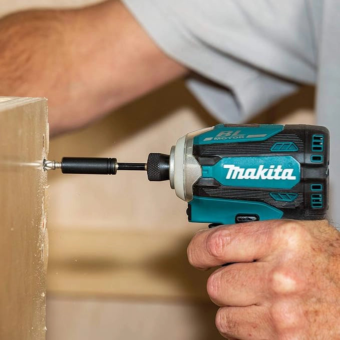 contractor using makita phillips bit for drilling on jobsite
