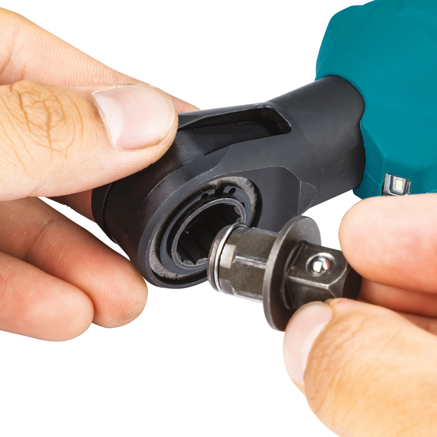 inserting bit into makita xrw01z cordless ratchet using quick-change adapter
