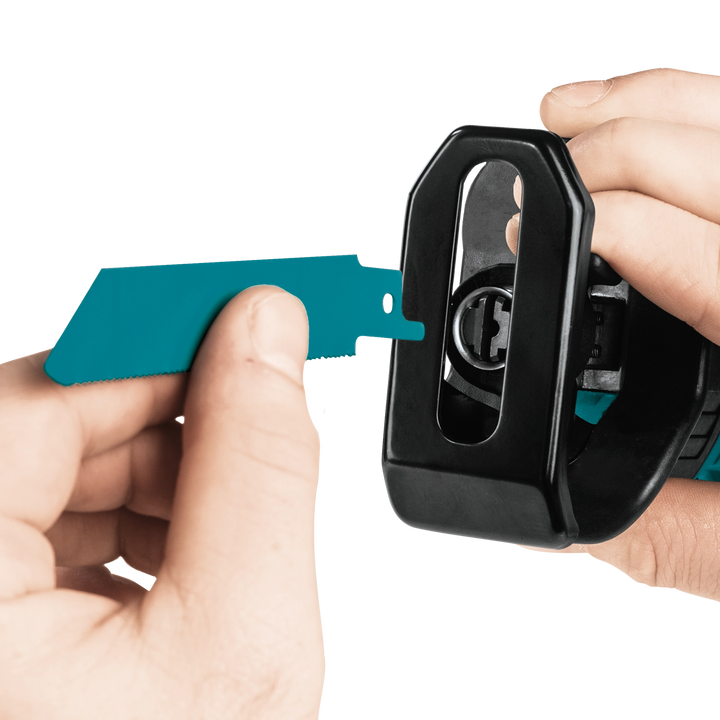 inserting blade into makita compact recipro saw using tool-less clamp system
