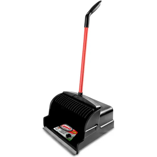 Angled view of Libman dust pan with ergonomic upright handle
