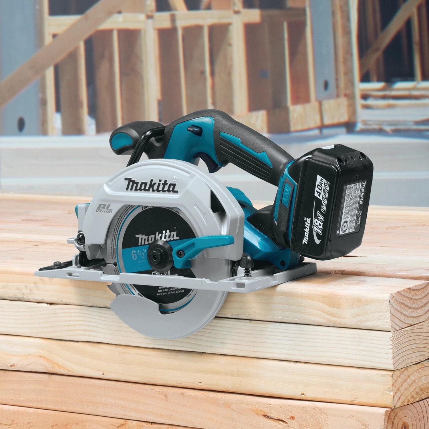 Makita circular saw with T-01395 blade on construction site
