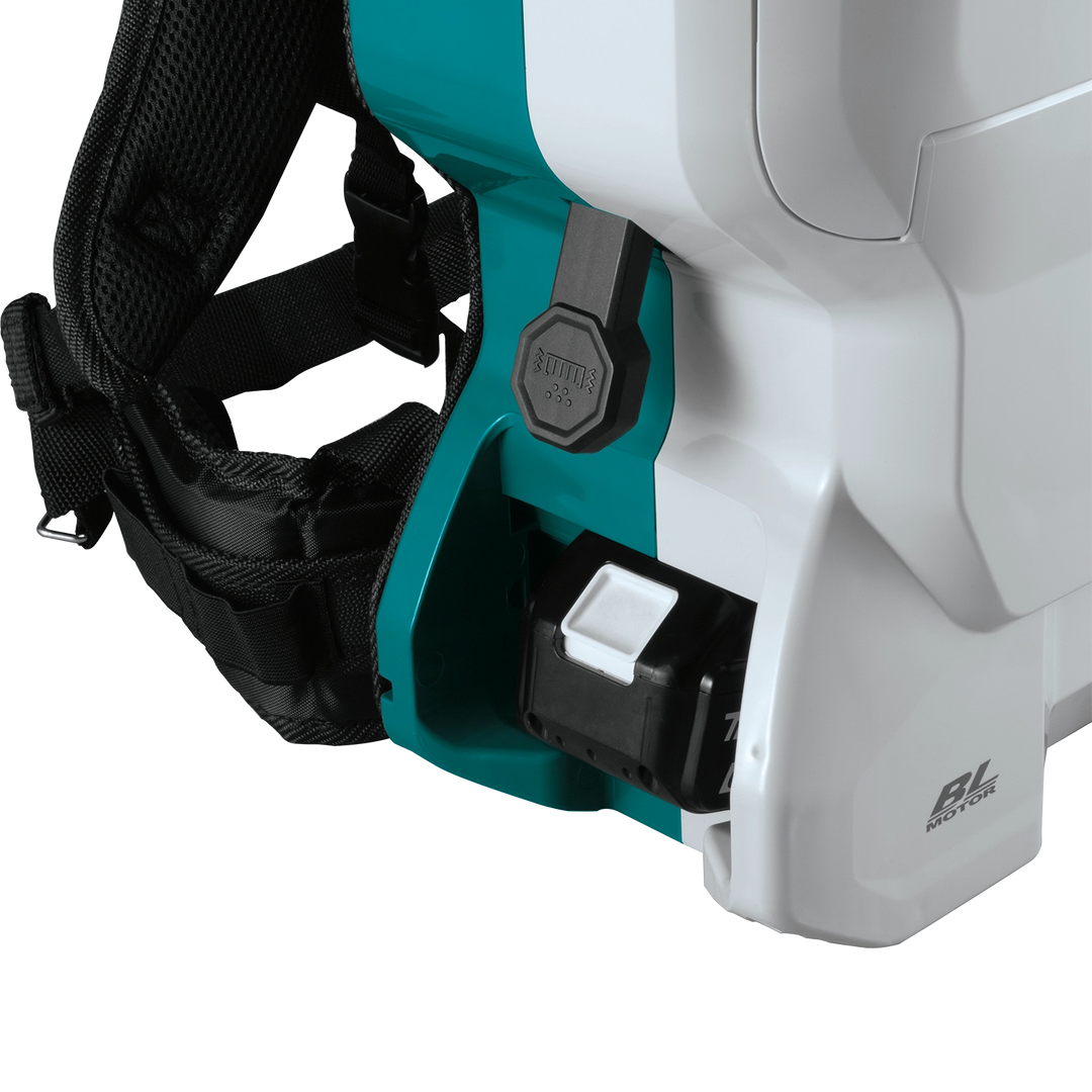 close-up of makita xcv17pg vacuum showing filter bag and internal dust port
