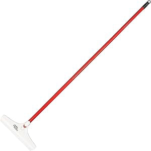 Front-facing view of Roberts Carpet Rake fully assembled

